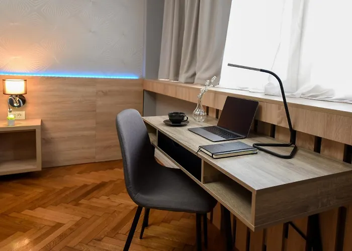 City Center Getaway - Cozy Accommodation For Your Perfect Stay
